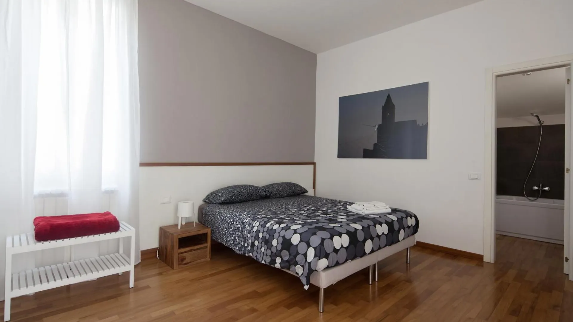 Apartment La Spezia City Center Apartment: Modern Rooftop Terrace near Cinque Terre Station